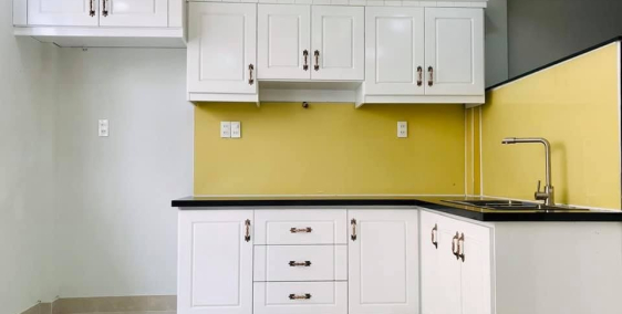 Bán nhà hẻm Lớn đường 3 Tháng 2, Quận 10 ,DT: 82m, giá 4 tỷ