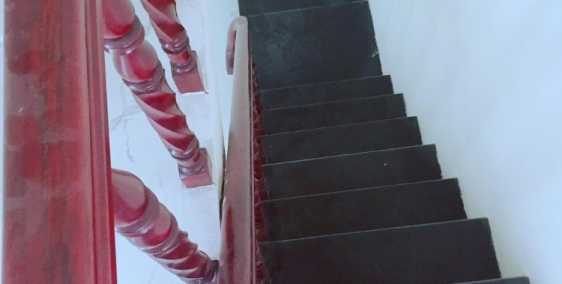 Bán gấp nhà HXH đường Trần Minh Quyền Quận 10 35m2 3 tầng 6,1 tỷ.