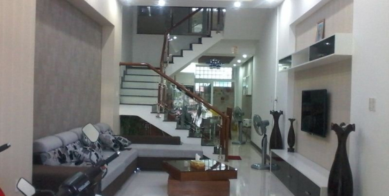 Bán nhà 1 trệt 1 lầu, SHR, đường Trần Bình Trọng, Q5,76m2, 3tỷ750. LH 0943303927