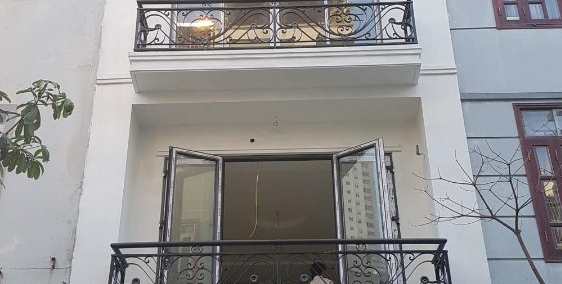 Hẻm xe hơi Nguyễn Trãi, 35m2 xây 5 tầng, 6.5 tỷ Quận 5.