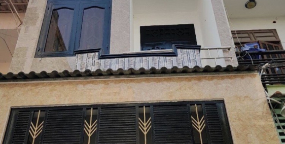 Bán nhà 2 mặt tiền ADV, Q.5, DT: 4.2x13m, 2 tầng, giá: 7.7tỷ (TL)