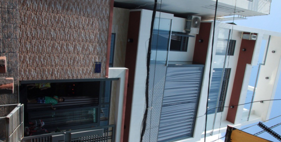 CẦN TIỀN BÁN GẤP NHÀ HXT QUẬN 6 - THƯƠNG LƯỢNG