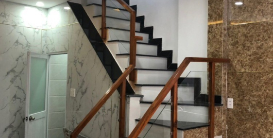 Chính chủ Bán nhà đẹp mới xây ngay Phùng Văn Cung khu Phan Xích Long_3.7mx8m