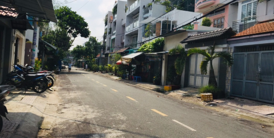 Cần bán biệt thự mặt tiền đường Lê Lư, 8m x 20m, nhà 2 lầu. Giá 16.5 tỷ.