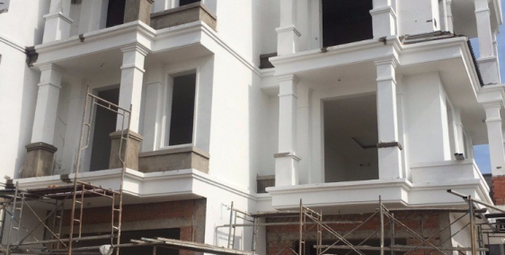 Cần bán gấp căn nhà 1 trệt 2 lầu. Ngay cửa ngỏ vào khu công nghiệp