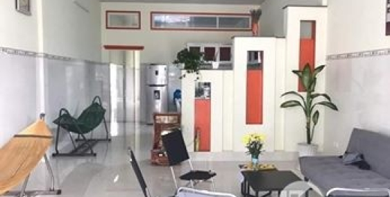 Cần tiền bán nhà để ra nước ngoài sinh sống