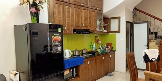 BÁN NHÀ ĐỐC NGỮ _ Ô TÔ ĐỖ CỔNG, CÁCH 10M RA PHỐ _ DT 45M 5TẦNG