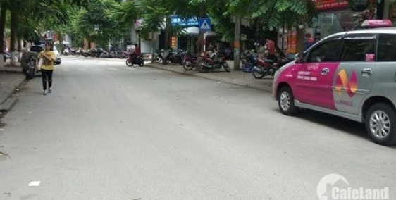 Nhà khu vip Đào Tấn Ba Đình 6 tầng nhà mới ở ngay dân trí cao