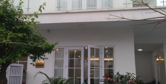 bán gấp nhà mặt tiền chỉ 3.3 tỷ