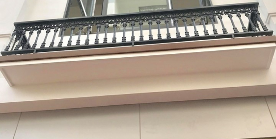 Bán nhà cách đường Xuân Thủy 100m, 60m2, chỉ 4,4 tỷ