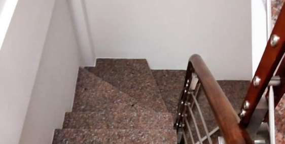 Bán nhà phố kim hoa quận đống đa dt 48m2*3 tầng 3 tỷ 6