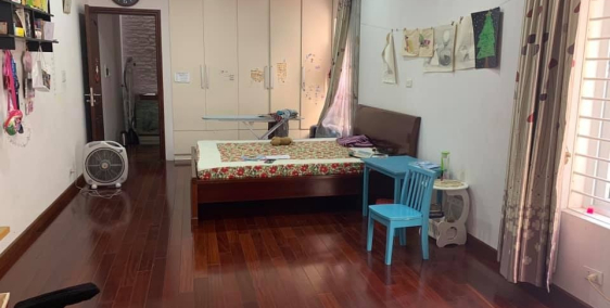 BÁN NHÀ PHỐ TÂY SƠN,ĐỐNG ĐA, 76M, 4T, GẦN PHỐ, GIÁ CHỈ 4.7 TỶ, LH: 0888660339