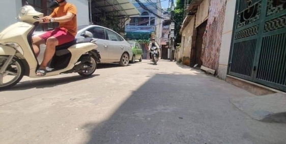 Nhà đẹp, nội thất đẹp, ngõ rộng Văn Chương, Đống Đa 2.2 tỷ