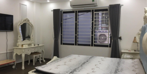 Bán nhà đẹp phố Tây sơn, 70m ra MP ngõ rộng thoáng giá 3.6 tỷ.