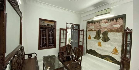 Siêu phẩm nhà nhỉnh 2 tỷ, Lương Định Của, 4 tầng, ở ngay.