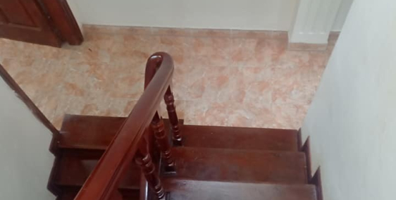 Bán nhà Nguyễn Phúc Lai 35m2x5 tầng, giá 4.45 tỷ.