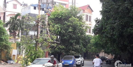 Bán nhà mặt phố Quang Trung Hà Đông 40m2 KD 4,7 tỷ thương lượng