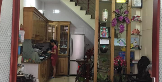 Bán nhà đẹp 30m2*6T khu phân lô, cách đường ô tô 15m phố Bạch Mai giá chỉ 2.5 tỷ