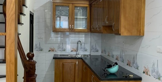 Bán nhà phố, Quỳnh Mai, Hai Bà Trưng, DT: 35m, MT: 3m