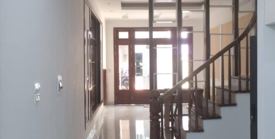 Bán nhà đẹp phân lô KD tốt Nguyễn Đức Cảnh, 40m2 5 tầng giá 3.5 tỷ.