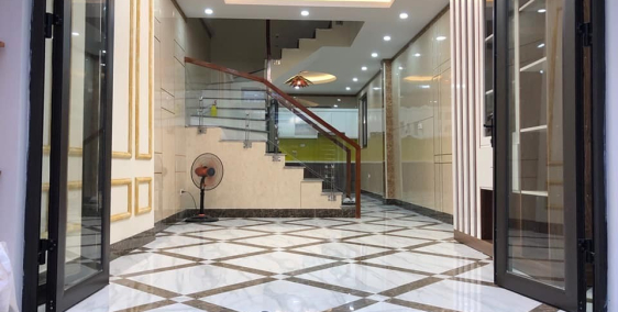 Bán nhà phân lô quân đội Đền Lừ, tầng 4 nhìn ra hồ, 52m2 3.5 tỷ.