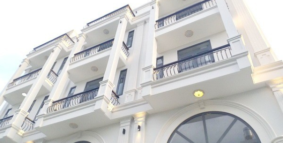 Bán nhà 2 lầu sân thượng mới đường 8m Hoàng Quốc Việt Phú Mỹ quận 7.