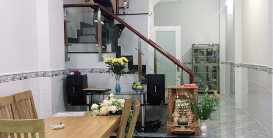 Bán nhà đẹp mới xây xong, giá cực tốt 5,55 tỷ, DTXD 150m2, sân thượng4pn,3wc.