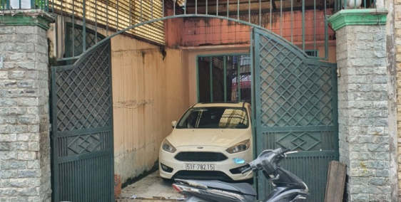 Chính chủ cần bán nhà HXH ngay trung tâm P1 khu vip Phan Xích Long, Phú Nhuận.