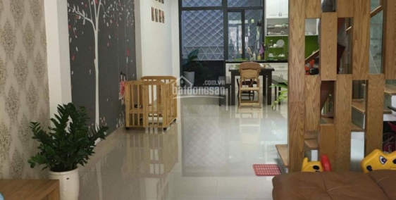 Ô tô tận nhà 50m2 giá 4.5 tỷ hẻm 30 Đồng Đen, Tân Bình.