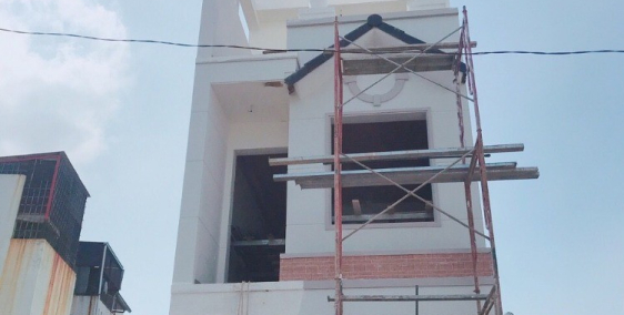 Bán nhà đẹp mới ngay tại trung tâm quận Thủ Đức ( cách chợ Thủ Đức 200m )