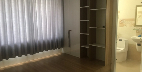 Bán 100m2 nhà 3 tầng VSIP full nội thất rẻ hơn thị trường 110tr,