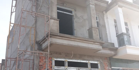 KHU NHÀ Ở " ĐÔ THỊ RICH TOWN " NGAY MẶT TIỀN DT747B gần vòng xoay KIM HẰNG .