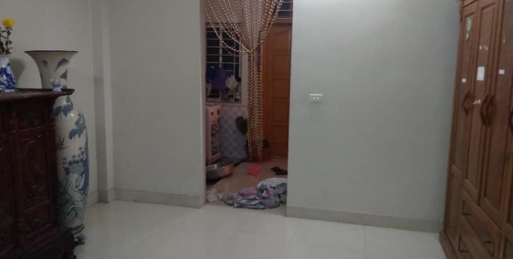 Bán nhà ngõ 1 Phan Đình Giót giá 4 tỷ, 40mx4T, oto đỗ gần nhà