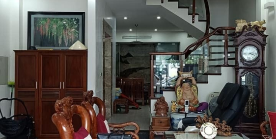 Bán nhà 37m2, Phan Đình Giót, Thanh Xuân, 3 phòng ngủ giá 3.1 tỷ, thương lượng.