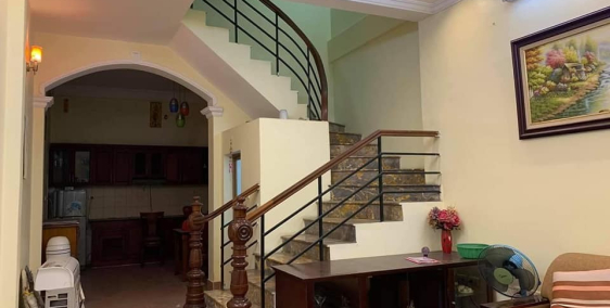 Bán nhà chính chủ Hồ Tùng Mậu, DT 38m2/4 tầng, MT 6m, 3.5 tỷ. LH: 0948068186