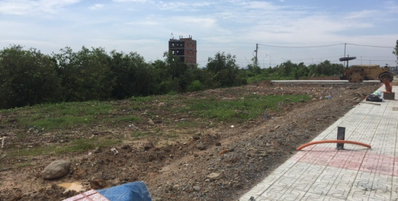 BÁN ĐẤT GIẤY TỜ MINH BẠCH - MT 107 - XÂY DỰNG TỰ DO GIÁ CHUẨN 1T3