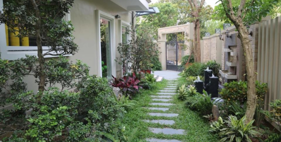 Bán mảnh đất ngõ 639 Hoàng Hoa Thám giá 5,8 tỷ, 84m2, MT 9m.