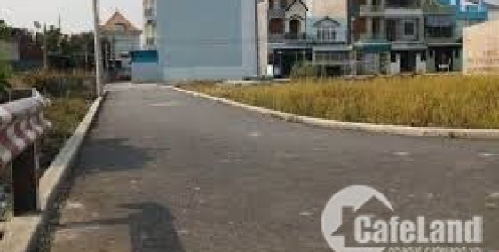 Cần bán gấp đất nền thổ cư gần ngã tư Trung Chánh Hocmon TPHCM