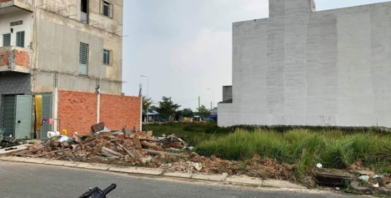 Chính Chủ Gửi Bán Đất Thổ Cư 100% - TỈNH Lộ 10 DT 5x21m, 6x17,5m, Đối Diện TTTM