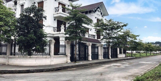 Bán đất nền Hòa Lạc cạnh sân golf Đồng Mô đã sổ đỏ