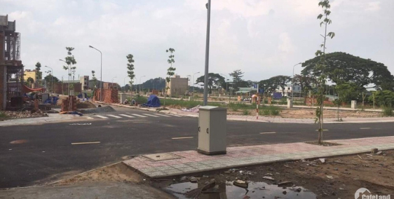 Bán lô đất 110m2 giá 980tr ngay khu công nghiệp Nam Tân uyên. Sổ hồng riêng