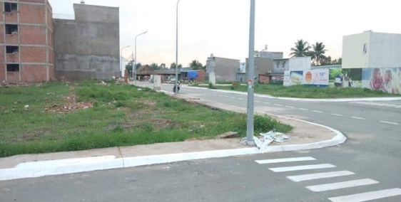 Vỡ nợ cần bán gấp lô 111m² giá 700 triệu ở KCN. Sổ hồng riêng, xây tự do