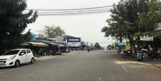 Tôi cần bán gấp 300m2 đất gần QL13 kinh doanh dịp Tết