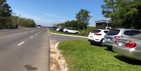 bán đất mặt tiền đường ven biển ngay ngã 4 Hồ Tràm