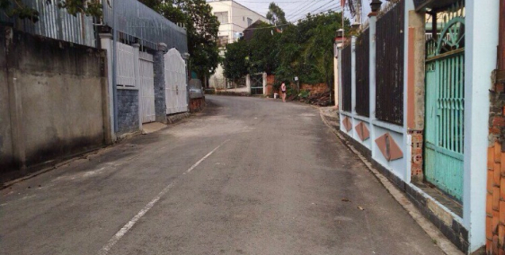 Em cần bán nhanh 168m2 , view sông , sát dìn ký .