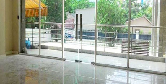 Cho thuê nhà mặt tiền đường Tô Ngọc Vân, Quận Thủ Đức