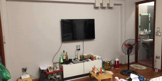 Cho thuê nhà ở Lạc Long Quân, 55m, 6 tầng, mặt tiền 5m, 25tr/ tháng