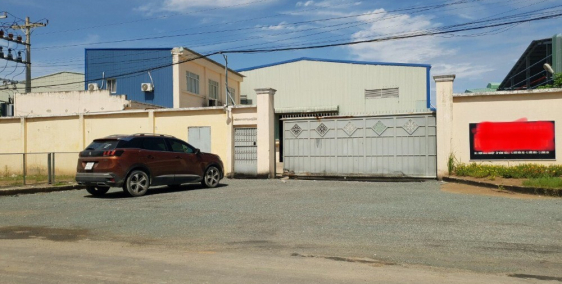 Cho thuê nhà xưởng Đức Hòa, Long An, DT 2100m²