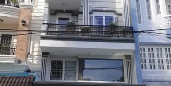 Cho thuê mặt tiền Hai Bà Trưng, Quận 1, DT: 4.2x20m, 3 lầu