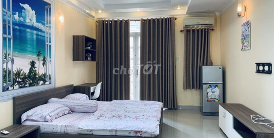 Cho Thuê nhà Nguyên căn Q1. giá rẻ, Hẻm Xe Hơi